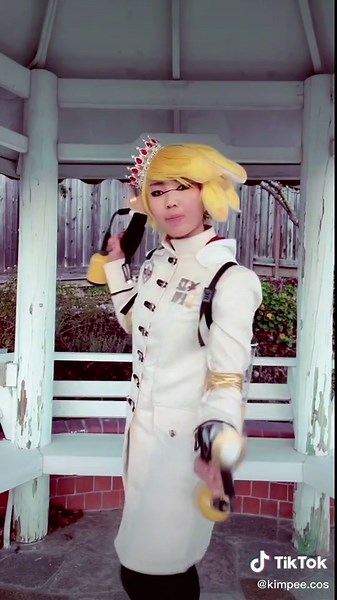 Splatoon Manga Emperor Cosplay Showcase