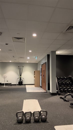 125 burpes in 10 mins 🦾#fitnes #burpee #gymlife #cardio#gymhumor