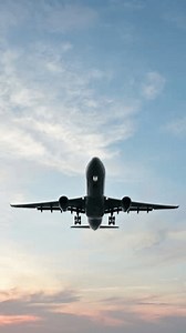 Vertical Video Overhead Flying Aircraft Landing Stock Footage Video (100% Royalty-free) 3581806237 | Shutterstock