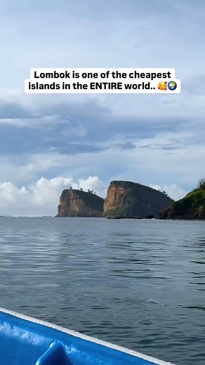 439K views · 49K reactions | How far does $100 get you in LOMBOK? 殺...