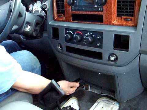 06-08 Dodge Ram radio removal in less than 2 min