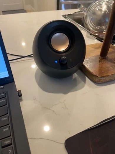 Creative Pebble V3 Desktop Speakers – Minimalist Design, Maximum Sound