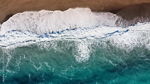 Vertical of ocean in tempest during daylight