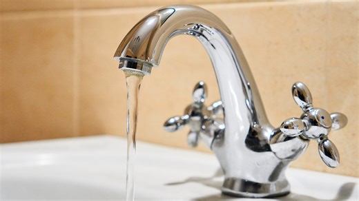 Map reveals US tap water pollution as Biden declares state of emergency