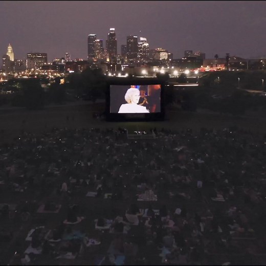Enjoy Street Food Cinema LA’s largest outdoor cinema experience featuring food trucks, live music and your favorite movies under the stars! | Street Food Cinema