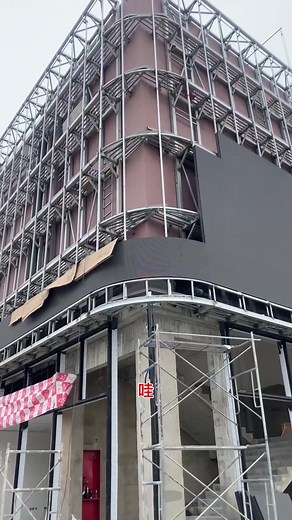 3d led display installation #3dwall #wall #ledscreen #led #screen #display #media #leddisplay #panel #ledpanel #bigscreen #ledmonitor #resolution #color #rgb #tech #pixels #video #HD #videowall #tech #electronics #disco #tv #wall #dooh #tech #screens #fullcolor #3d | Apollomi LED Screen Display Factory