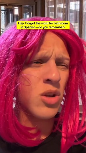 Carly poops in public #comedy #funny #relatable #spanish | Xtheromanempire