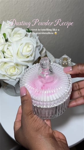 Delicious D.I.Y Dusting Powder Recipe for a Sweet Scent