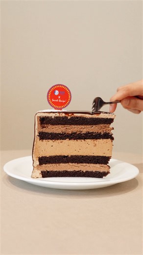 Our Zus Indulgence Cake is too good for just one bite 🍰 You’ll want the whole cake! #BakeTheBrew #BrewtifulMoments #SRxZUS ZUS Coffee | Secret Recipe Malaysia