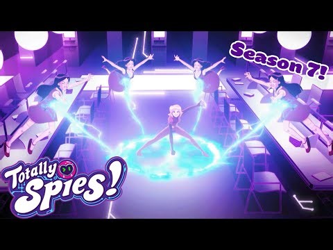Trapped in Mandy's Mainframe | Totally Spies! Season 7 | Clip