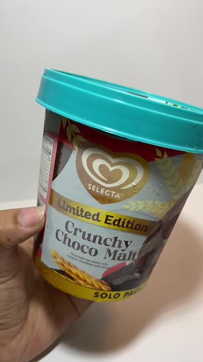 Kat Salmos on TikTok