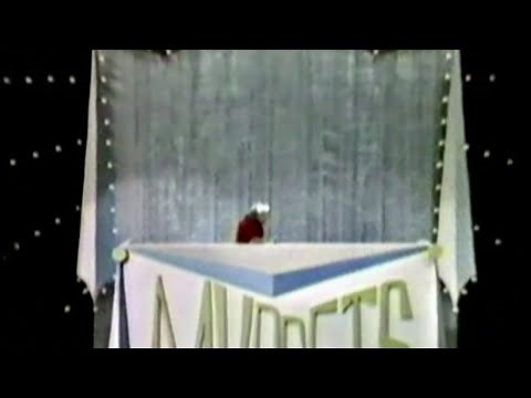 The Muppets on The Hollywood Palace - "Glow Worm" (1966)