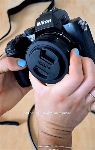 Watch Review of Nikon Z5 II Full Frame Mirrorless Camera on Amazon Live