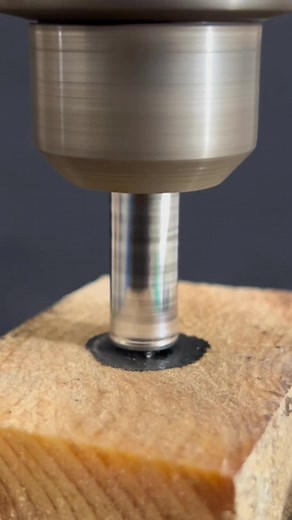 battery cell experiment on wood 🪵#wood #friction #batterycell