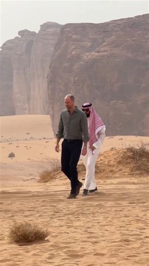 Prince William visited the breathtaking Sharaan Nature Reserve during his trip to Saudi Arabia, meeting rangers who work to protect native wildlife and learning about ongoing efforts to restore natural habitats and reintroduce endangered species, including the Arabian leopard. #PrinceWilliam #PrinceOfWales #RoyalTour #royalfamily #SaudiArabia #RoyalMoments 📽️Emilynashhello | Catherine, Princess of Wales