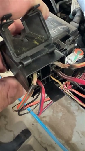 The Serious Reason Your Tesla Smells Like Burning Plastic #SerenityEV #tesla #models