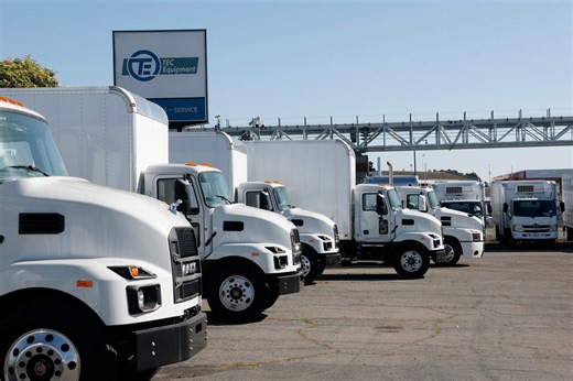 White House announces huge change to commercial driver’s license test