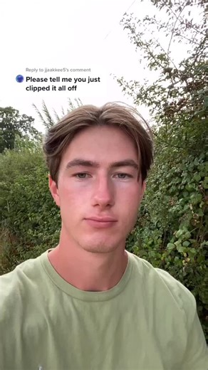 Reply to @jjaakkee5 he’s shy 👉👈🥺 I think it looks funky tho #fyp #foryou #equestrian #horse #maleequestrian