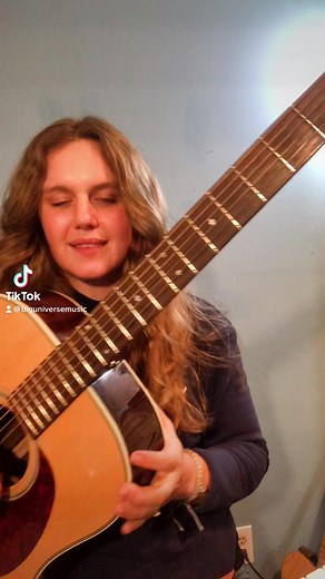 Another blues riff to add to your arsenal 💣 🔥 #blues #guitar #guitartok #easyguitar #beginnerguitar #guitarriff #guitartip #guitarlesson #guitartutorial | Big Universe Music