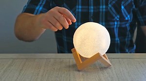 89 reactions · 5 comments | MOON LAMP!!! Ya la conoces? Chequea el PRECIO en el LINK. https://www.morph.com.ar/lampara-moon-lamp-1025920037xJM | MoRPH Argentina | Facebook