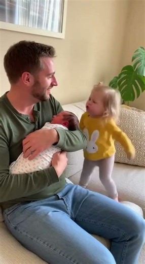 😂 Baby Acting Funny Randomly #baby #funny #cute #shorts