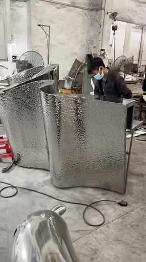 Wow, the exquisiteness of this metal product is just a work of art!#diy#art# | Metal sculpture China