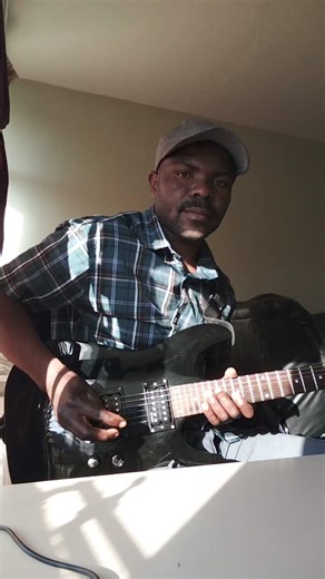 Charakupa by Alick Macheso and Orchestra Mberikwazvo. | Clifford Mutaiki