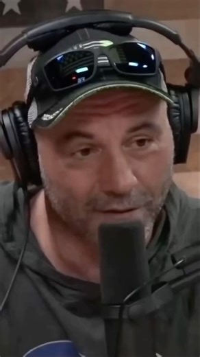 Joe Rogan REACTS Gus Fring Breaking Bad #breakingbad #shorts #joerogan #tvclip #funny #memes