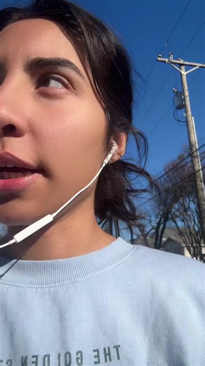 It probably doesn’t help that I look homeless too l lol #walk #10k