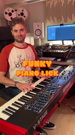 Funky Piano Lick Tutorial with Roland V-Stage