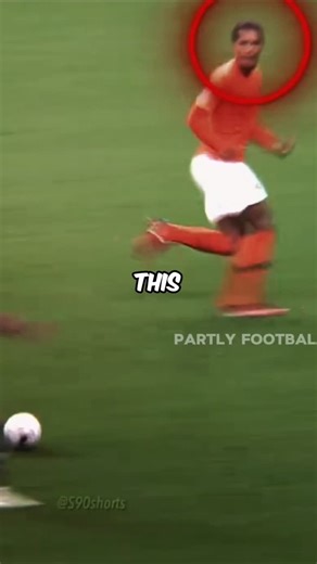 Partly Footbal on Instagram: "How Virgil Van Dijk defend #football"