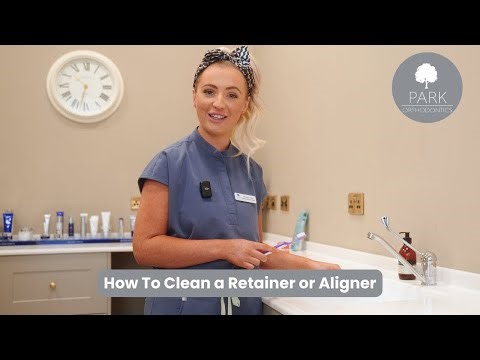How To Clean a Retainer or Aligner