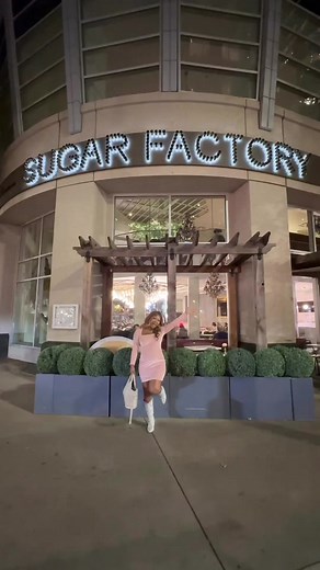Ready to elevate your dining game? Look no further! Sugar Factory is the place to be for a flavor-packed extravaganza. 🎊 Our goblets, insane milkshakes, flavorful tacos, and mouthwatering pastas are here to redefine your foodie experience. Come taste the magic and make your meal an unforgettable one! ✨🍹🌮 #SugarFactoryMagic #TasteTheExperience#thesugarfactory