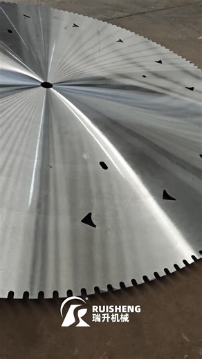 Stone cutting saw blade 3600mm with thickness 10mm. #stonesaw #stonecuttingtools #stonecutting #granitecuttingblade #marblecutting #granitecuttingsaw #swablade #marblecuttingmachine | Ruisheng stone machinery