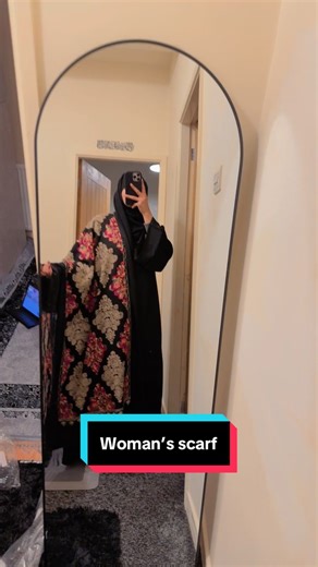 Stylish Women's Wool Scarves for Every Occasion