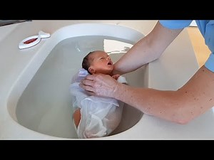 Basale Stimulation: Babybad