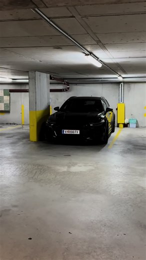 Audi RS6 C8 Performance Review: Power Meets Luxury