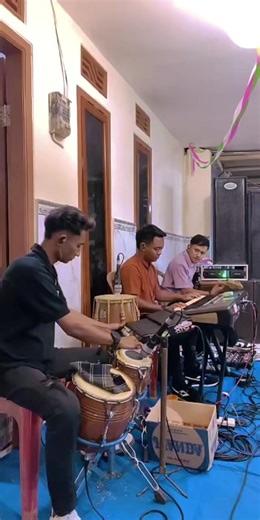 Live Highlights of Waranggg: Kendang Kempul Performance