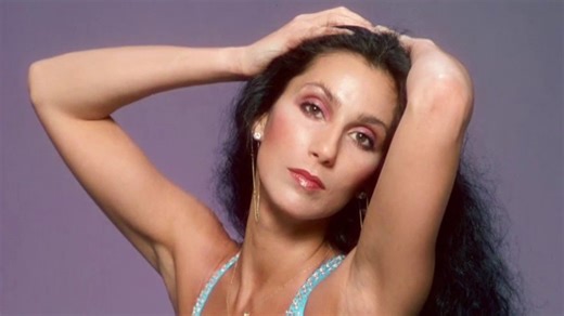 Cher reveals she’s never letting her hair go gray