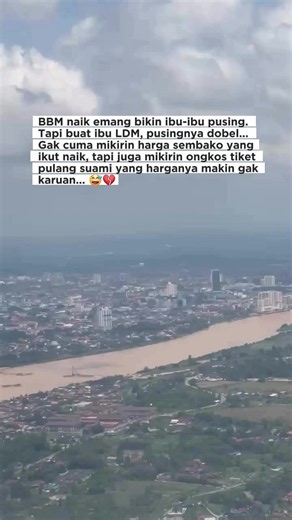 Tiket pulang suami bulan ini naik lagi. Padahal udah nabung pelan-pelan dari jauh hari. Eh ternyata harganya udah beda lagi pas mau beli. 😮‍💨 Belum sembako. Belum kebutuhan anak. Belum ini belum itu. Kadang ngerasa — kok makin kesini LDM makin mahal ya? Bukan cuma mahal di hati, tapi mahal beneran di dompet. 😅 Tapi ngeluh doang juga gak nyelesain masalah. Makanya kita yang harus lebih cerdik ngatur dan nyari solusinya 💪 Kalau kamu juga lagi ngerasain hal yang sama — komen