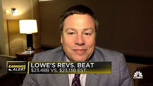 Lowe's reports Q3 earnings, tops Wall Street's estimates