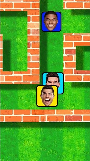 RONALDO & MESSI & MBAPPÉ ⚽ MAZE CHALLENGE FOOTBALL – 🔥 2D CARTOON FIGHT #shorts