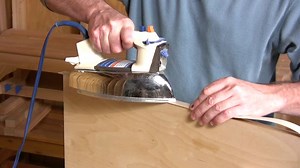 376K views · 1.2K reactions | This is the easiest way to cover plywood edges, and it makes inexpensive plywood look like solid wood. | Family Handyman | Facebook
