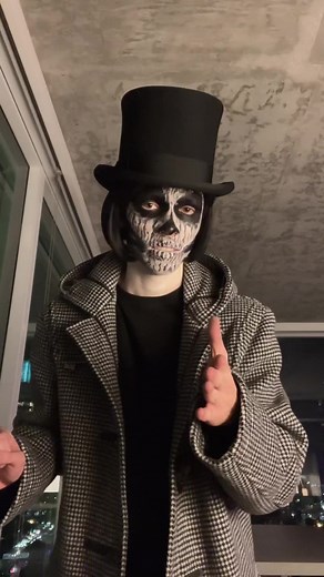 Exploring Willy Wonka's Haunted Factory Tour