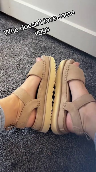 Stylish UGGs for Spring Fashion