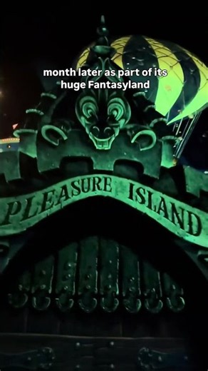 Disneyland Wasn’t the FIRST Park With This Ride! 🤯🏰 #disneyland