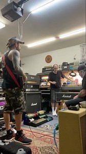 Messing around with a few of my favorite heads with Vegas amp guru, Carl “The Pope” Popek | Jason Hook - Official