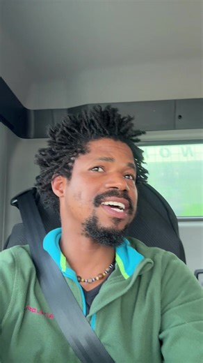 Video di Ségou ka (@.enfantdesegou) con Hola Carlos - Chero503