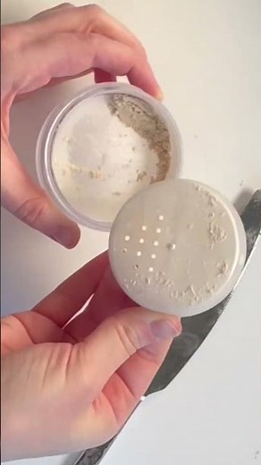 🛑 Stop wasting makeup! (How to remove the sifter from loose powders) #makeuphacks #makeuptips