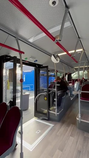 Ich Muss Raus - Mercedes-Benz Bus